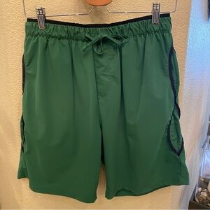 BRUTAL BUDDHA Men Green Lined Athletic Shorts Size Medium